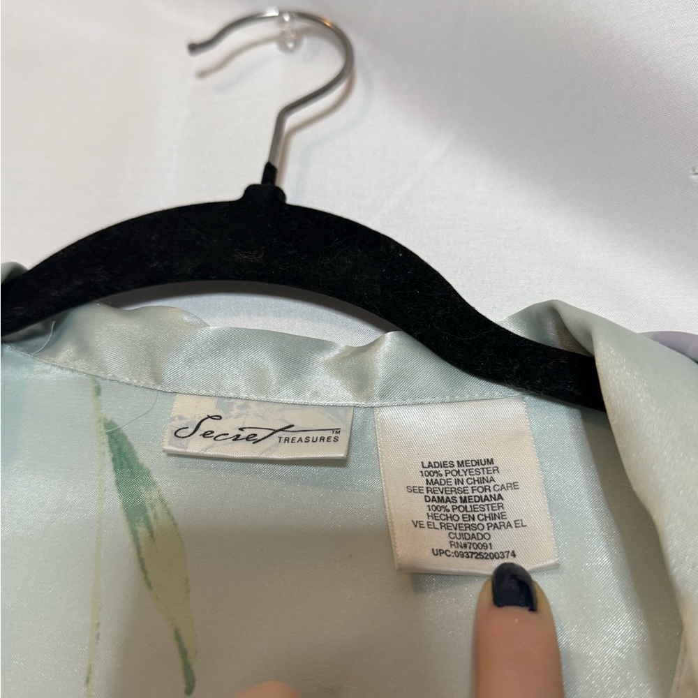 Secret Treasures mint button down Satin Floral Pj Top - Picture 4 of 6
